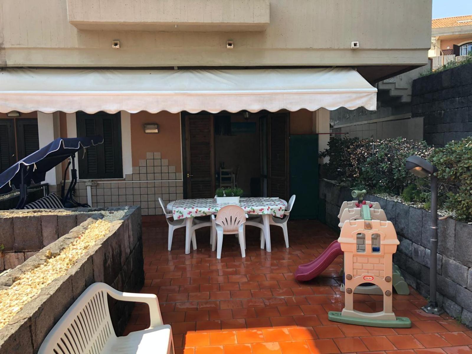 Chloe'S Apartment Acireale Zewnętrze zdjęcie